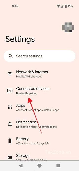 Điều hướng đến "Thiết bị được kết nối" trong cài đặt Android.