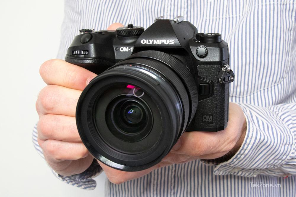 Máy ảnh chụp ảnh chim tốt nhất - OM System OM-1