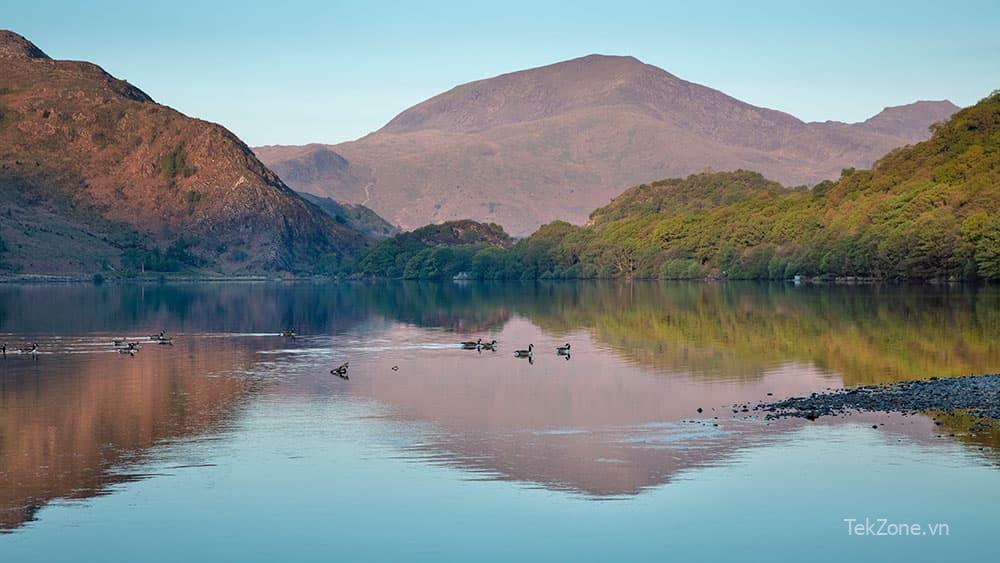 Llyn Dinas lúc bình minh, Snowdonia, xứ Wales